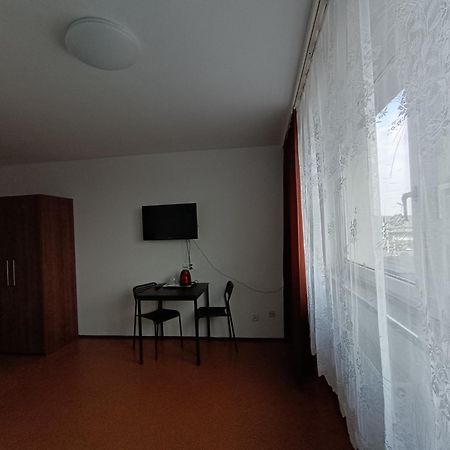 Twoj Hostel Бытом Экстерьер фото
